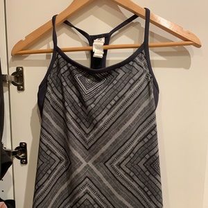 Nice top for walking or outdoor